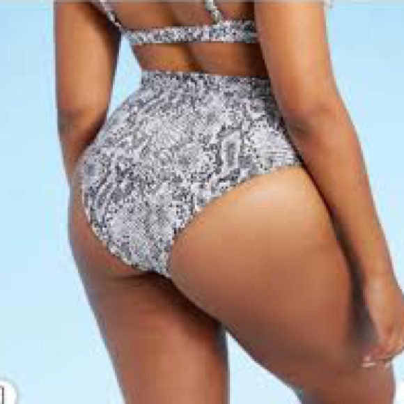 NWT Xhilaration high waisted swimsuit - Picture 8 of 8